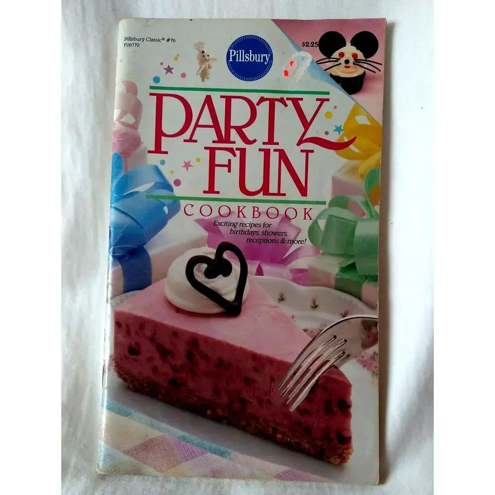 Pillsbury Party Fun 1987 Vtg Cookbook‎ Booklet